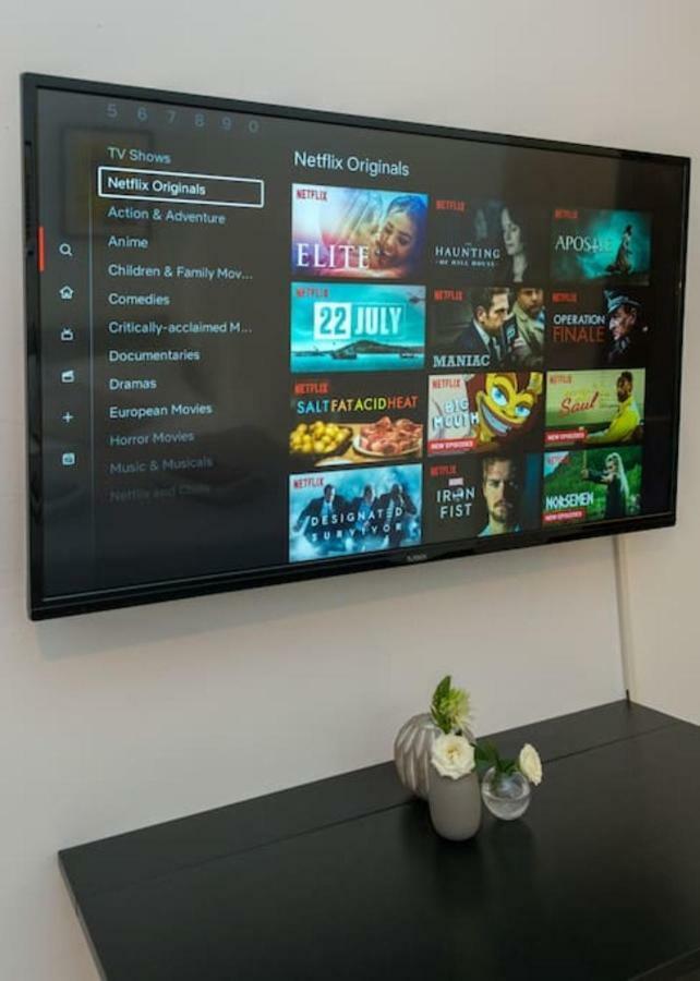 Central Studio! Fiber Wifi, Ac, Private, Self Check-In! Солун Екстериор снимка