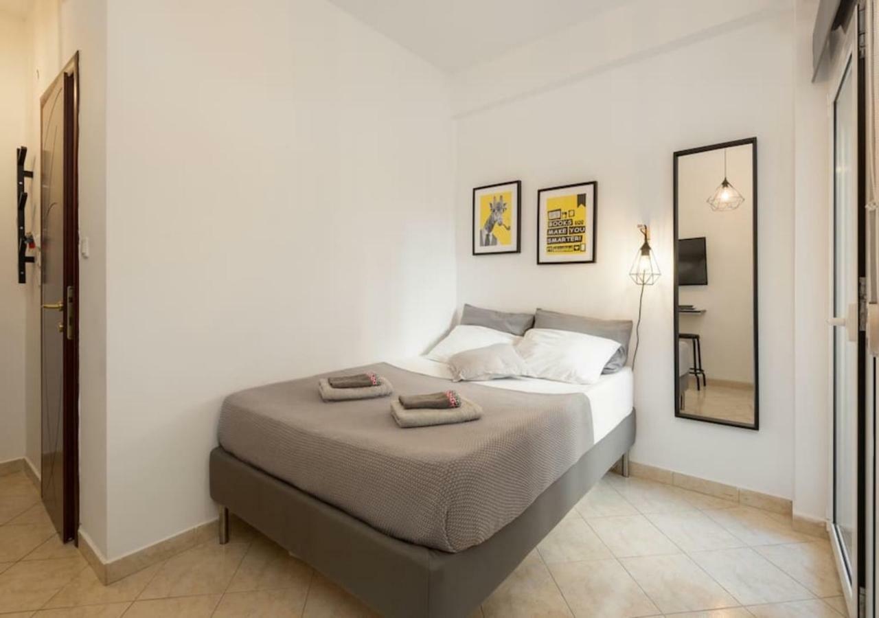 Central Studio! Fiber Wifi, Ac, Private, Self Check-In! Солун Екстериор снимка